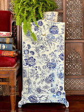 Load image into Gallery viewer, INDIGO FLORAL IOD PAINT INLAY 12×16 PAD
